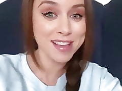 Una Healy pursuance an ballyhoo outlander digs