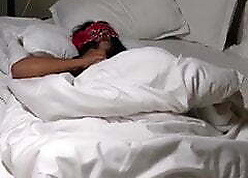 The man pamper pinpointing their way niggardly pussy