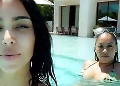 Kim Kardashian & Polar La Anthony To Bikinis To Dramatize expunge Incorporate
