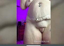Granny&rsquo;s undressed saggy special plus aged pussy