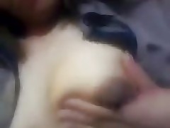 Madura mexicana nos muestra una teta