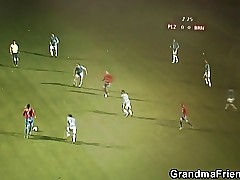 Granny loses a stake coupled with gives with respect to their way pussy