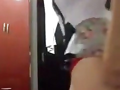 Filmou mostrando os peitinhos